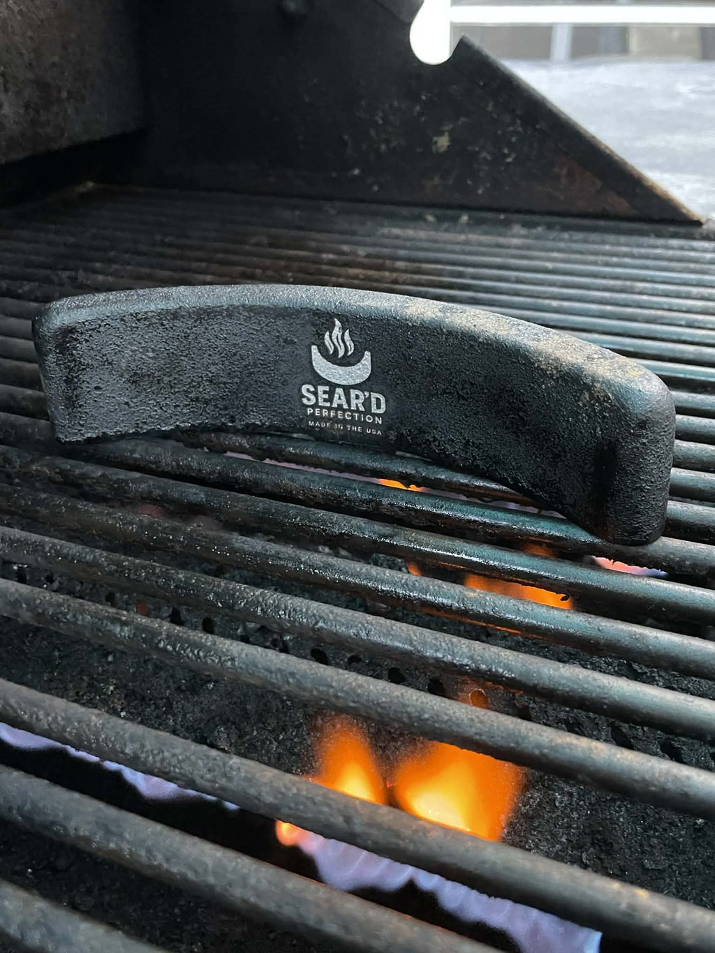 Side-Searing Cast Iron Grill Press